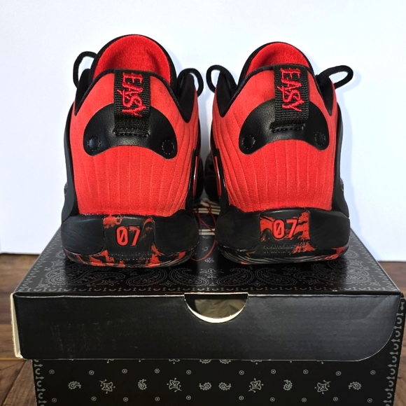 Nike KD15 Bred Black University Red Shoes - Picture 5 of 8
